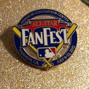 All Star Fan Fest Lapel pin